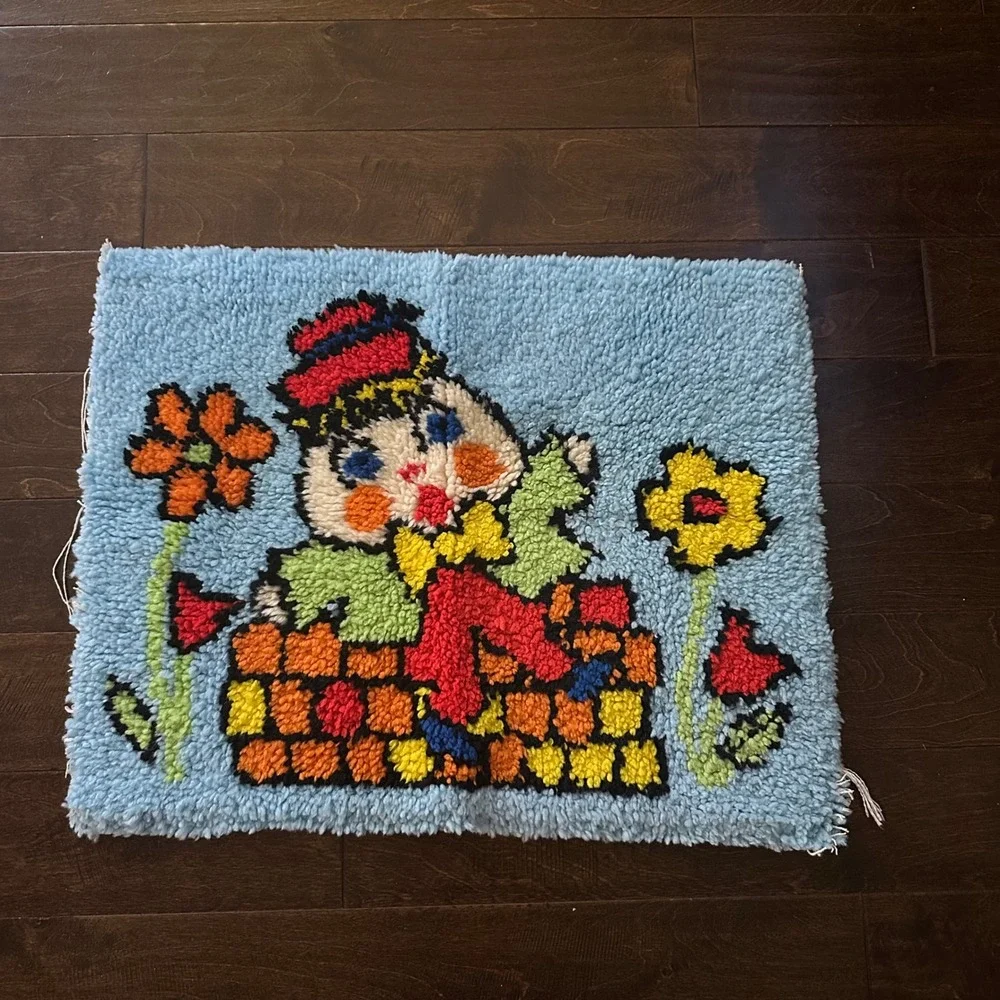 Vintage Latch Hook Humpty Dumpty Shag Rug Wall Hanging Blue 28x22 Retro